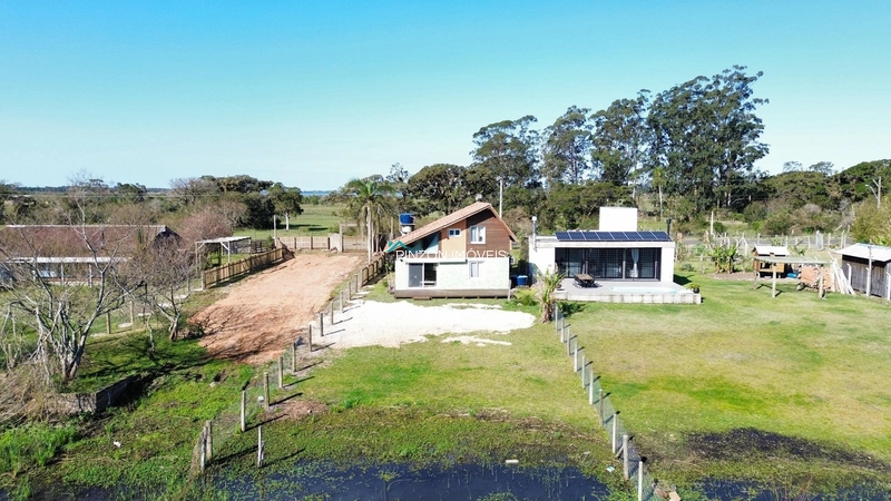 CASA NA BEIRA DA LAGOA: 36ª foto da galeria de imagens do imóvel