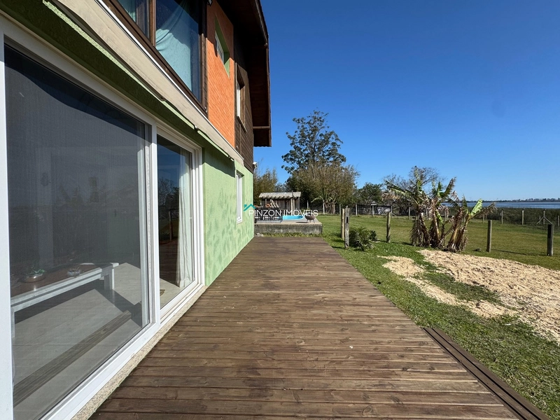 CASA NA BEIRA DA LAGOA: 16ª foto da galeria de imagens do imóvel