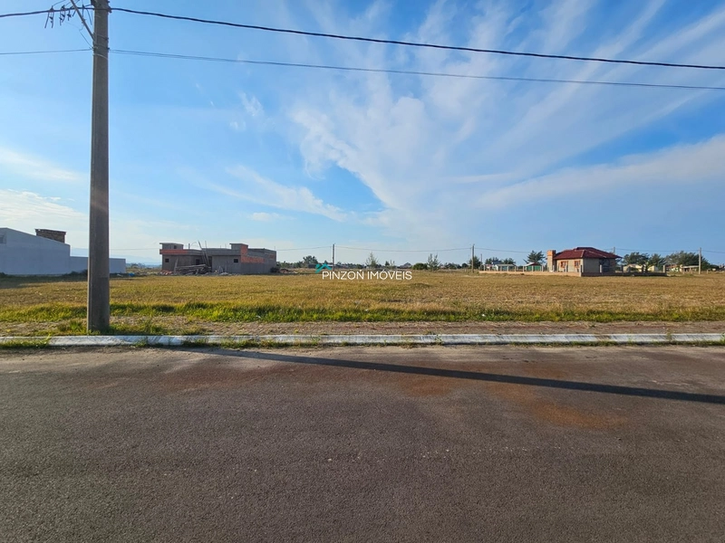 TERRENO DE 360M² NO LOTEAMENTO ESMERALDA EM ARROIO DO SAL: 1ª foto da galeria de imagens do imóvel