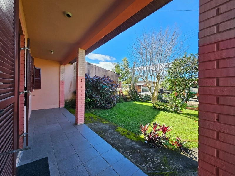 CASA NO CENTRO DE ARROIO DO SAL A 350 METROS DO MAR: 5ª foto da galeria de imagens do imóvel