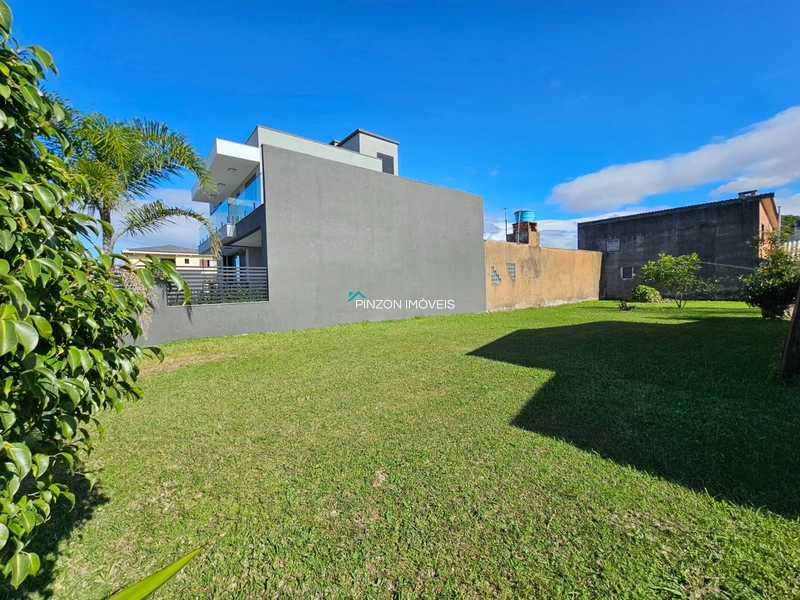 TERRENO NO CENTRO DE ARROIO DO SAL, 350 METROS DO MAR: 2ª foto da galeria de imagens do imóvel
