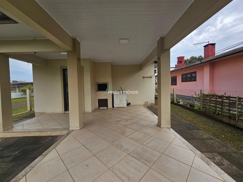 CASA COM PISCINA NO BALNEÁRIO ATLÂNTICO - ARROIO DO SAL: 7ª foto da galeria de imagens do imóvel
