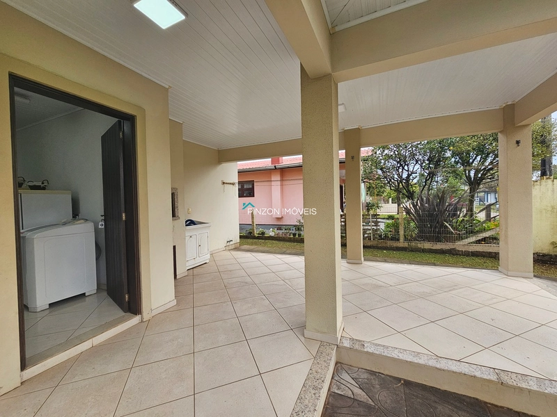 CASA COM PISCINA NO BALNEÁRIO ATLÂNTICO - ARROIO DO SAL: 8ª foto da galeria de imagens do imóvel