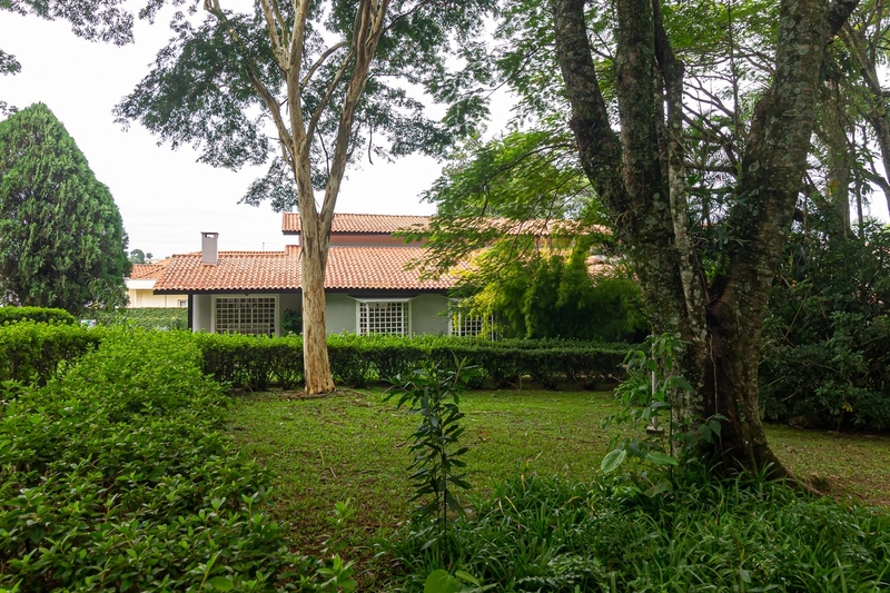 CASA A VENDA, 3 SUÍTES, CONDOMÍNIO ARUJÁ COUNTRY CLUB, EM ARUJÁ SP.: 29ª foto da galeria de imagens do imóvel