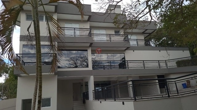 CASA A VENDA, 4 DORM 2 SUÍTES, CONDOMÍNIO ARUJAZINHO 3 em ARUJÁ SP: 1ª foto da galeria de imagens do imóvel