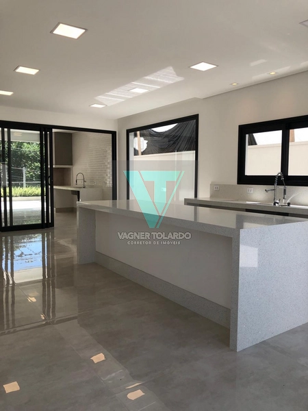 CASA A VENDA, 04 SUITES, CONDOMÍNIO REAL PARK ARUJÁ, em ARUJÁ SP.: 13ª foto da galeria de imagens do imóvel