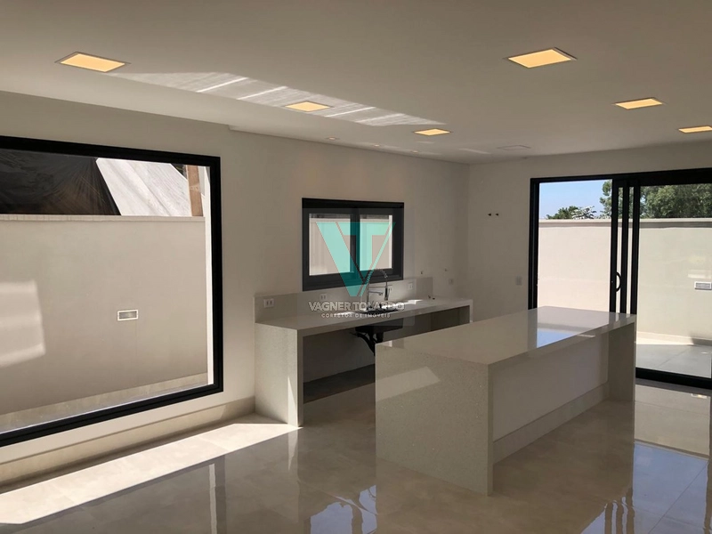 CASA A VENDA, 04 SUITES, CONDOMÍNIO REAL PARK ARUJÁ, em ARUJÁ SP.: 14ª foto da galeria de imagens do imóvel