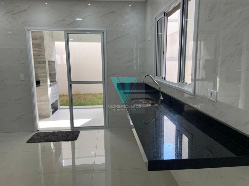 CASA À VENDA, 3 SUÍTES, BAIRRO CENTER VILLE em ARUJÁ SP.: 23ª foto da galeria de imagens do imóvel