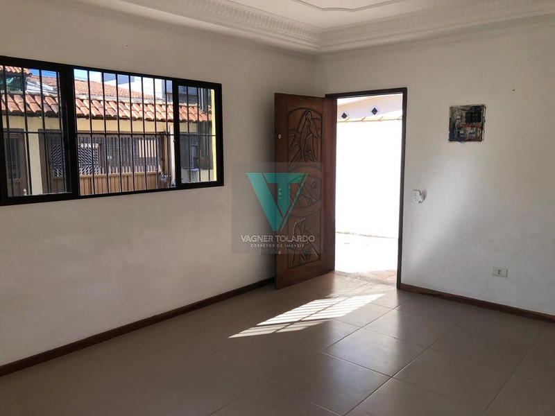 CASA TÉRREA À VENDA, 2 SUÍTES, BAIRRO NOVA ARUJÁ em ARUJÁ SP.: 5ª foto da galeria de imagens do imóvel