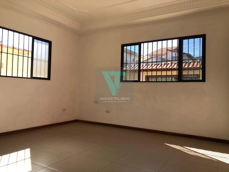CASA TÉRREA À VENDA, 2 SUÍTES, BAIRRO NOVA ARUJÁ em ARUJÁ SP.: 4ª foto da galeria de imagens do imóvel