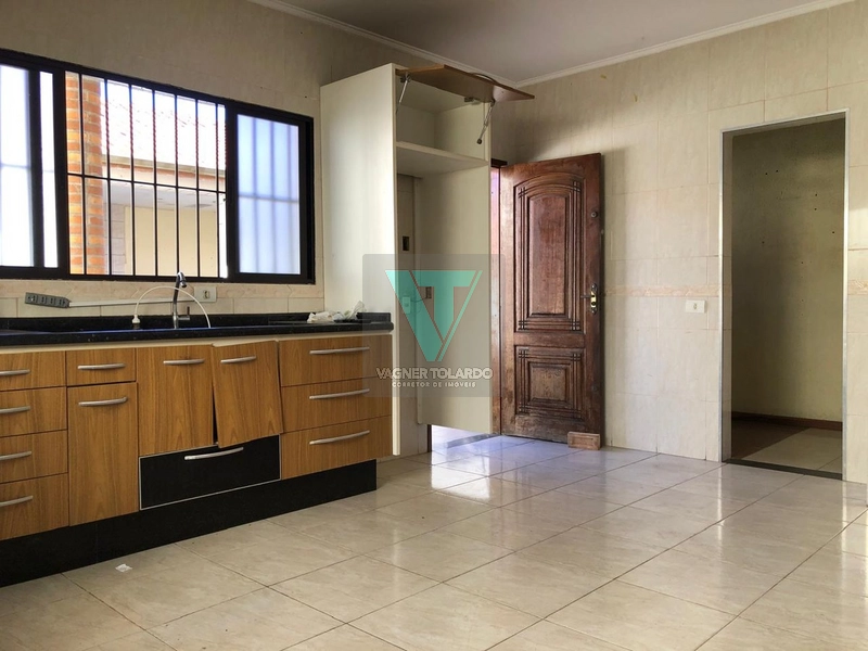 CASA TÉRREA À VENDA, 2 SUÍTES, BAIRRO NOVA ARUJÁ em ARUJÁ SP.: 13ª foto da galeria de imagens do imóvel