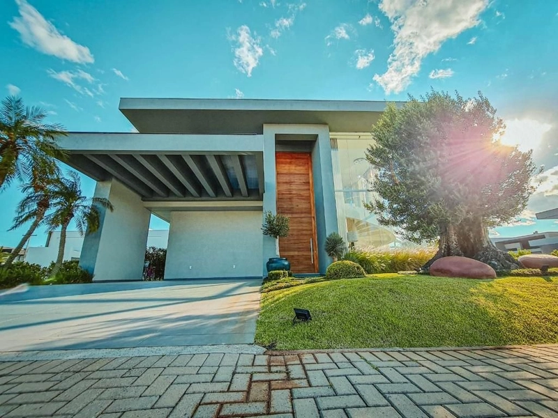 Casa a venda em condomínio fechado