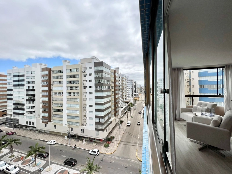 Na avenida mais famosa da Cidade: 25ª foto da galeria de imagens do imóvel