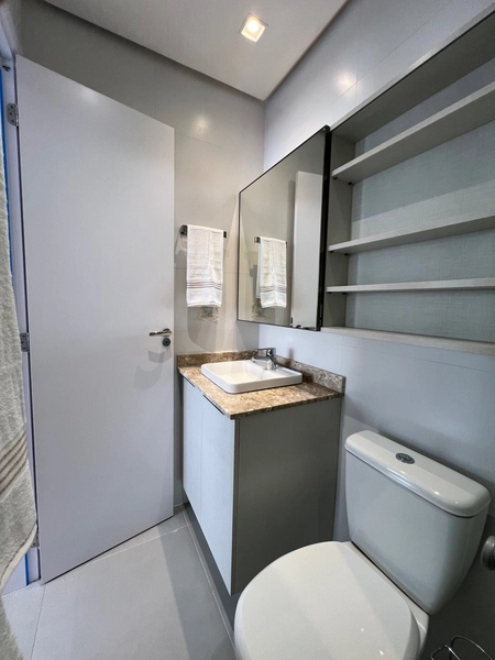 Luxuoso Apartamento Novo Mobiliado e Decorado em Capão da Canoa !: 27ª foto da galeria de imagens do imóvel