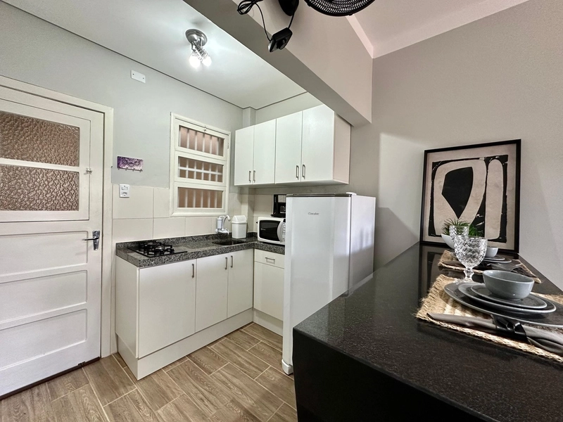 LOFT MOBILIADO E DECORADO NO CENTRO DE CAPAO DA CANOA: 6ª foto da galeria de imagens do imóvel