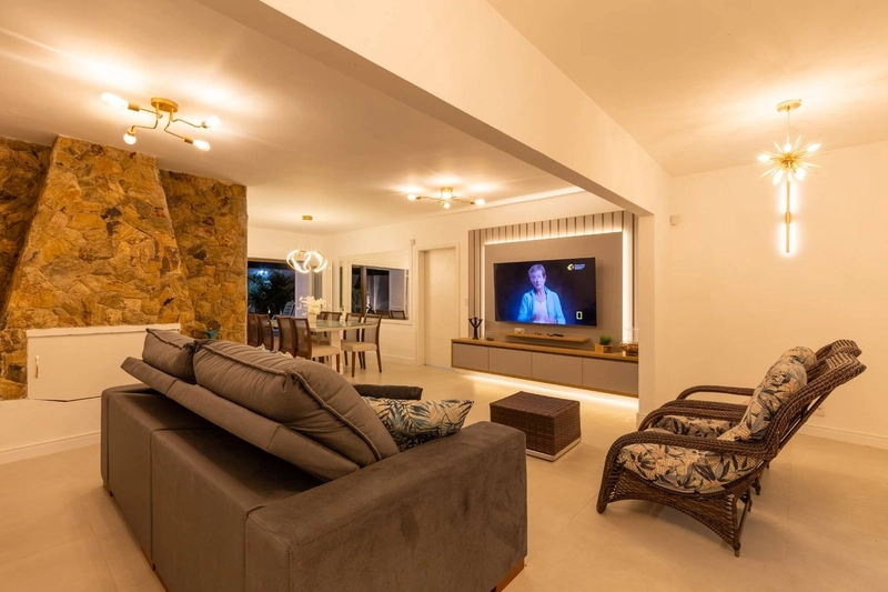 Casa alto padrão 5 dormitórios - Xangrilá: 3ª foto da galeria de imagens do imóvel
