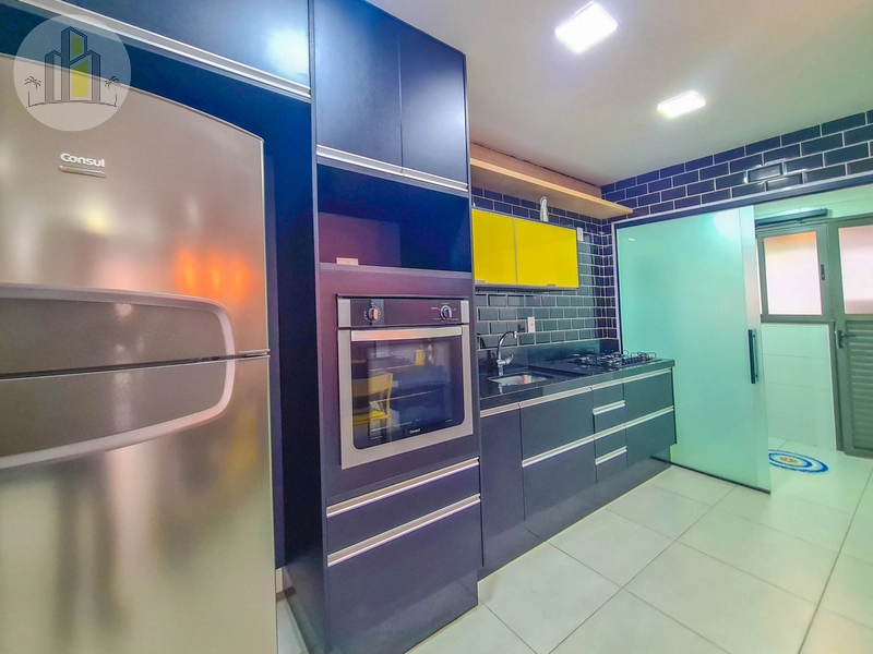 Apartamento alto padrão no Canto do Forte, mobiliado, a 80m da praia: 2ª foto da galeria de imagens do imóvel