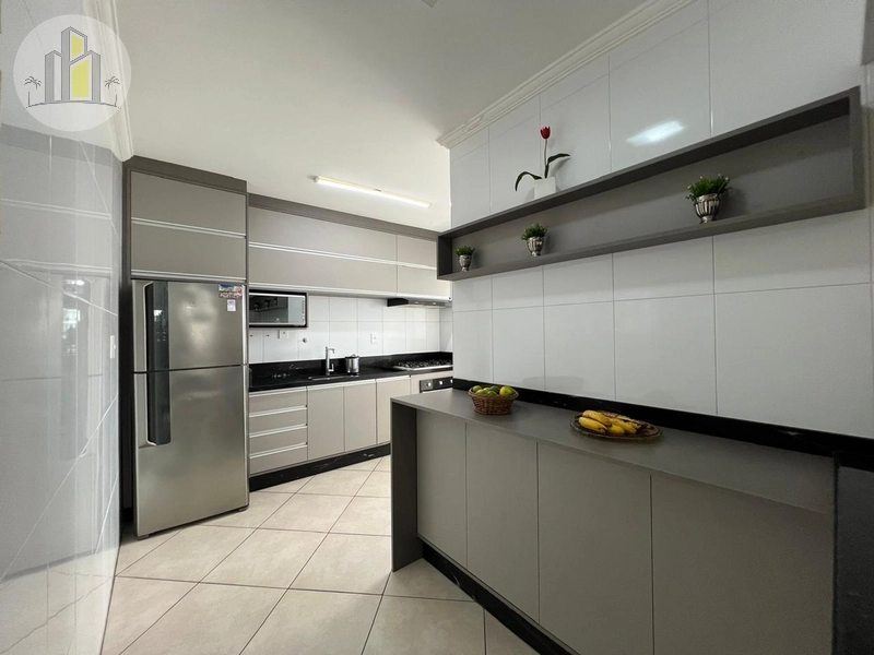 Apartamento mobiliado com 3 dormitórios no Canto do Forte: 13ª foto da galeria de imagens do imóvel