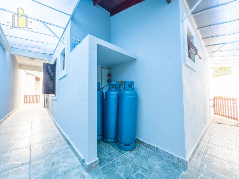 Mansão com 5 Suítes e Piscina no Jardim Matilde – Canto do Forte: 32ª foto da galeria de imagens do imóvel