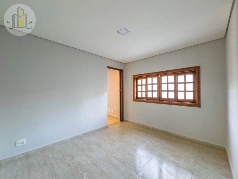 Mansão com 5 Suítes e Piscina no Jardim Matilde – Canto do Forte: 5ª foto da galeria de imagens do imóvel