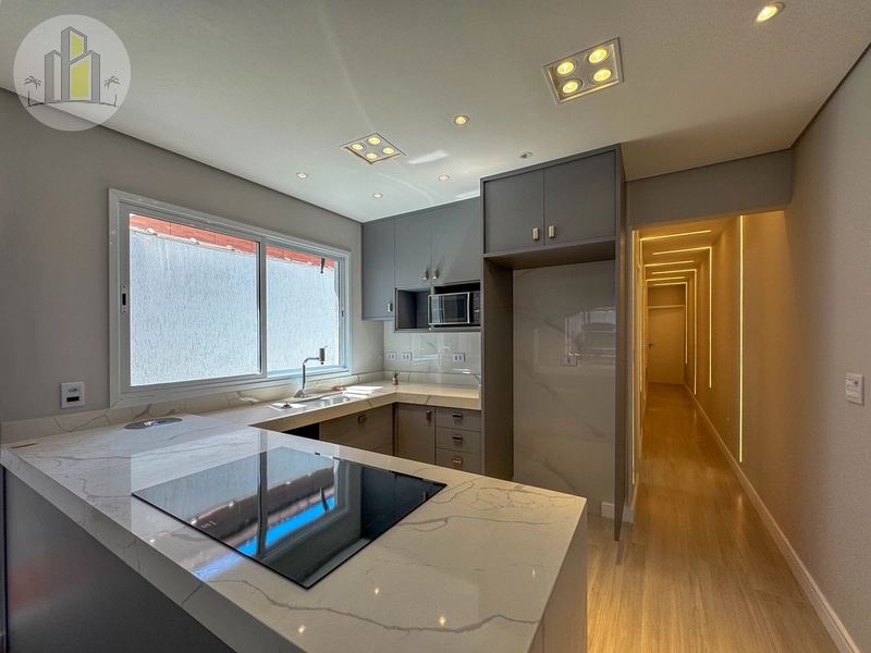 Casa Moderna com Piscina à Venda no Canto do Forte – Praia Grande: 13ª foto da galeria de imagens do imóvel