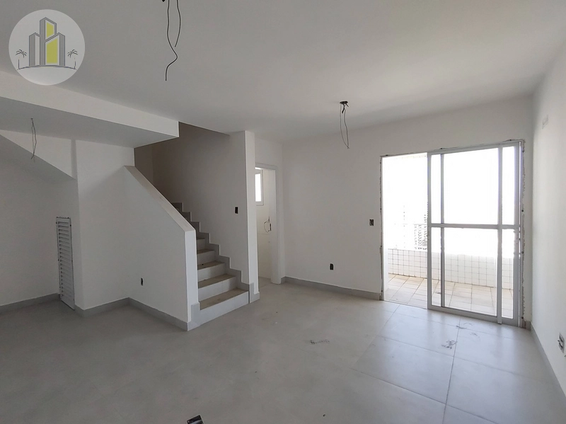 Apartamento Duplex Cobertura no Canto do Forte –3 Súites: 3ª foto da galeria de imagens do imóvel