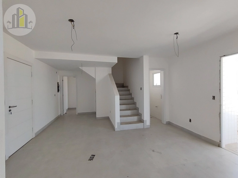 Apartamento Duplex Cobertura no Canto do Forte –3 Súites: 2ª foto da galeria de imagens do imóvel