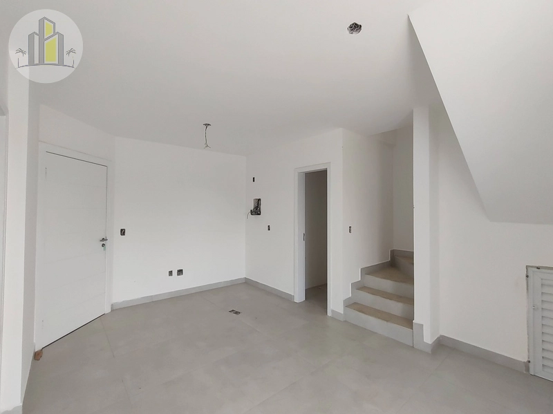 Cobertura Duplex com 2 Suítes no Canto do Forte – Praia Grande