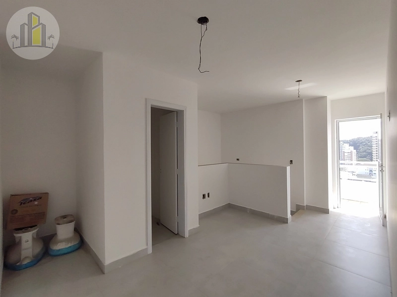 Cobertura Duplex com 2 Suítes no Canto do Forte – Praia Grande: 14ª foto da galeria de imagens do imóvel