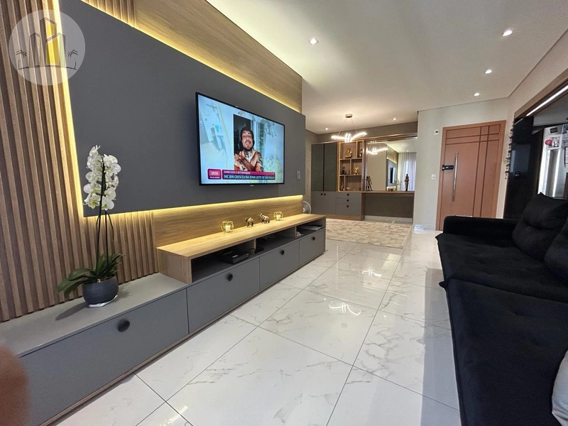Apartamento Mobiliado no Canto do Forte – 3 Dorms (2 Suítes)