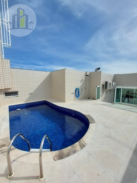 Cobertura Duplex com Piscina no Canto do Forte