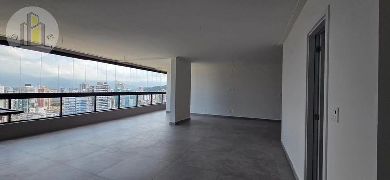 Apartamento Alto Padrão 154m² com 3 Suítes e Varanda Panorâmica