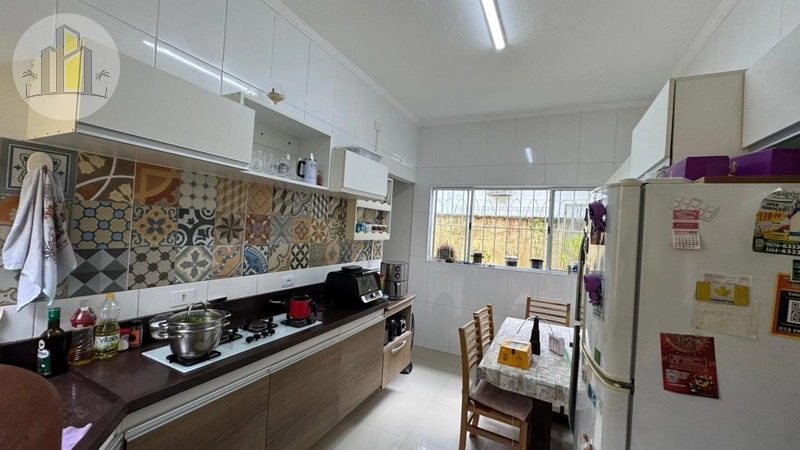 Casa 2 dormitórios à venda no Canto do Forte: 3ª foto da galeria de imagens do imóvel