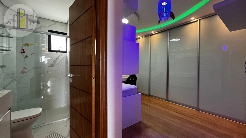 Cobertura Exclusiva à Venda no Canto do Forte – Vista Mar e Piscina: 17ª foto da galeria de imagens do imóvel