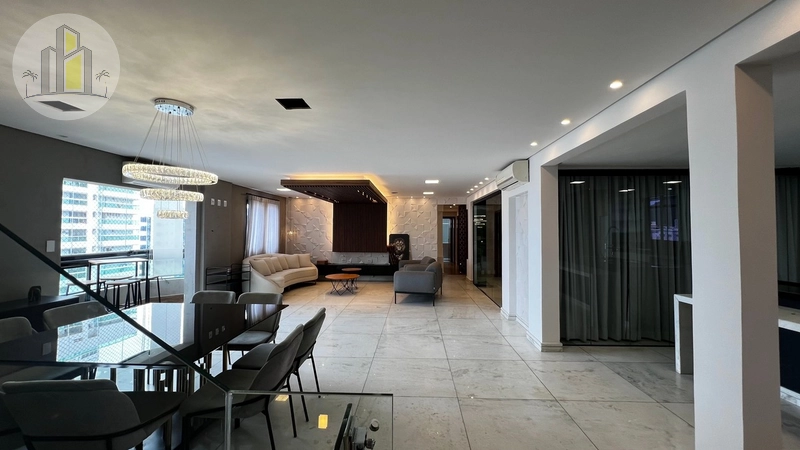 Cobertura Exclusiva à Venda no Canto do Forte – Vista Mar e Piscina: 2ª foto da galeria de imagens do imóvel