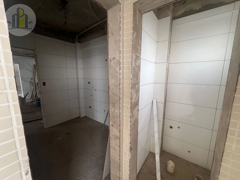 Cobertura Alto Padrão e Piscina Privativa no Canto do Forte: 12ª foto da galeria de imagens do imóvel