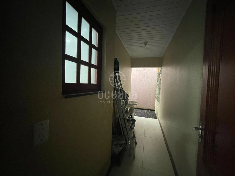 VENDO CASA COM DOIS DORMITÓRIOS DE ESQUINA: 7ª foto da galeria de imagens do imóvel