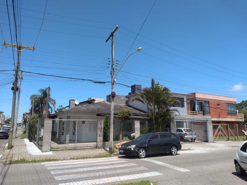 Casa com 3 dormitórios!: 1ª foto da galeria de imagens do imóvel
