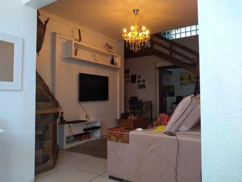 Casa com 3 dormitórios!: 14ª foto da galeria de imagens do imóvel