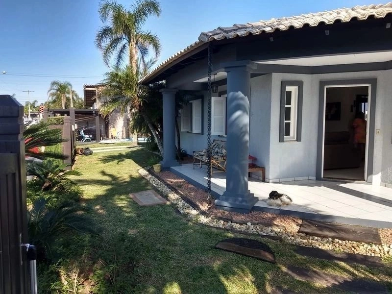 Casa de esquina em Xangrila - Com piscina: 31ª foto da galeria de imagens do imóvel