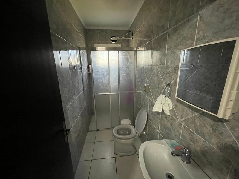 Casa de esquina em Xangrila - Com piscina: 25ª foto da galeria de imagens do imóvel