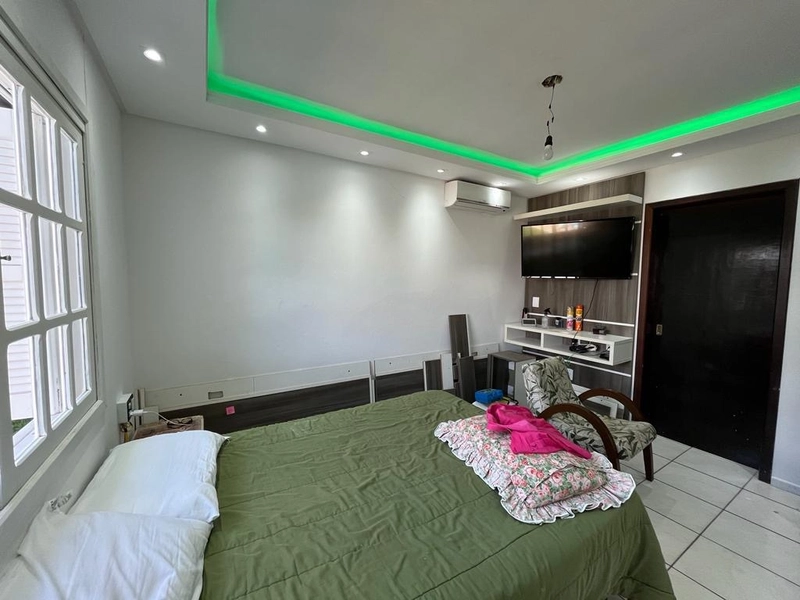 Casa de esquina em Xangrila - Com piscina: 17ª foto da galeria de imagens do imóvel