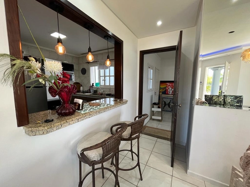 Casa de esquina em Xangrila - Com piscina: 14ª foto da galeria de imagens do imóvel
