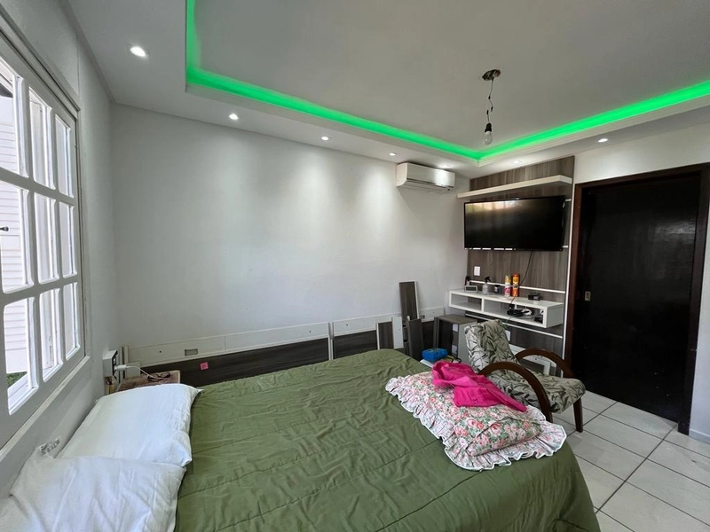 Casa de esquina em Xangrila - Com piscina: 16ª foto da galeria de imagens do imóvel