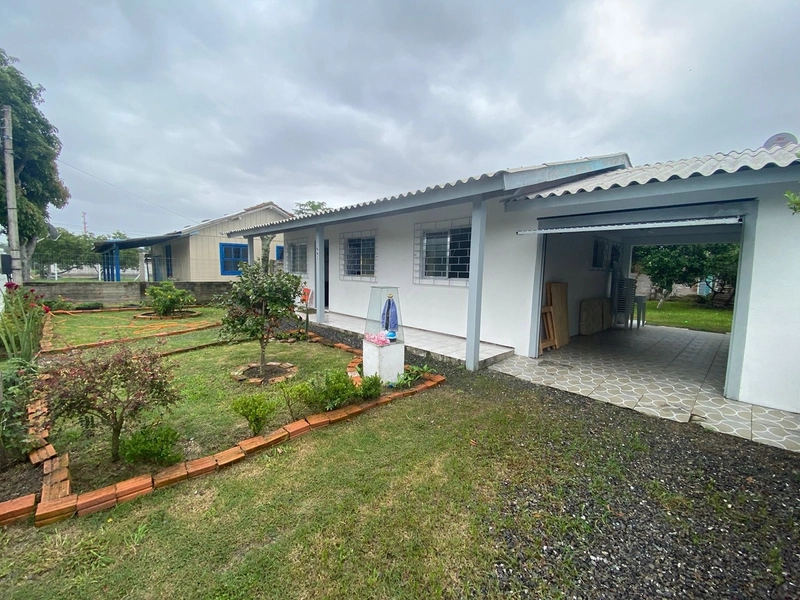 CASA COM TERRENO INTEIRO NO SANTA LUZIA: 1ª foto da galeria de imagens do imóvel