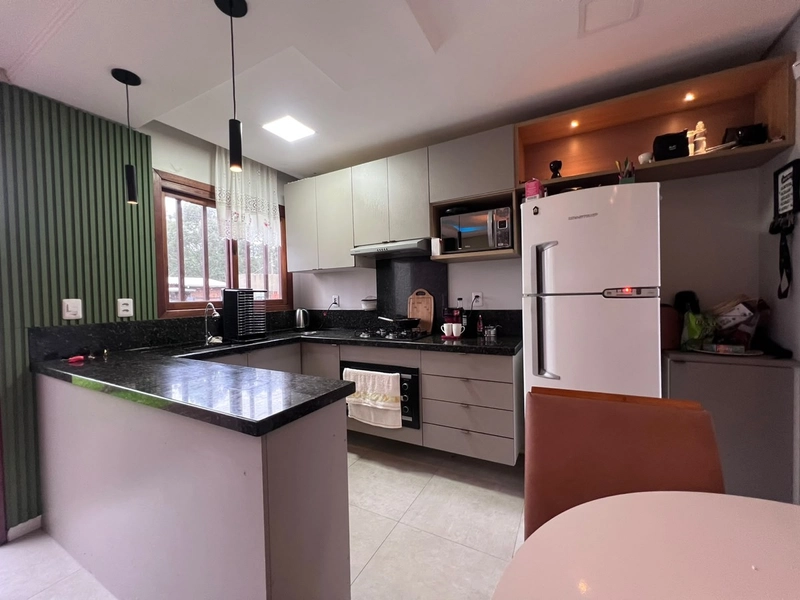 CASA SEMI-MOBILIADA EM BAIRRO PLANEJADO: 2ª foto da galeria de imagens do imóvel