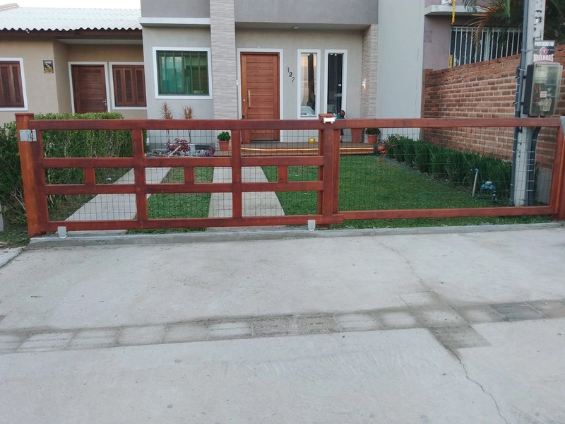 CASA SEMI-MOBILIADA EM BAIRRO PLANEJADO: 46ª foto da galeria de imagens do imóvel