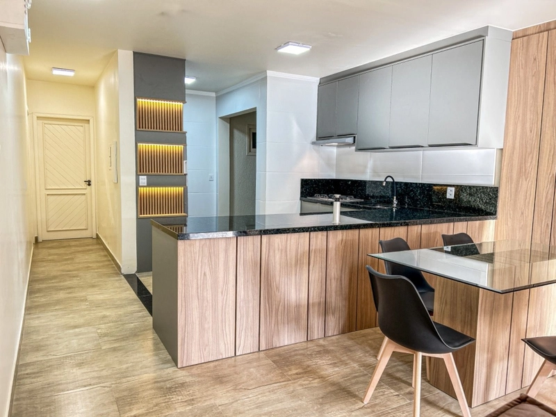 CASA COM 8SUÍTES NO CENTRO DE XANGRI-LÁ: 2ª foto da galeria de imagens do imóvel