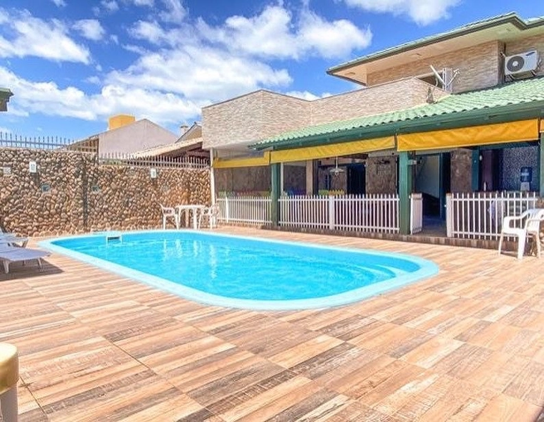 CASA COM 8SUÍTES NO CENTRO DE XANGRI-LÁ: 1ª foto da galeria de imagens do imóvel