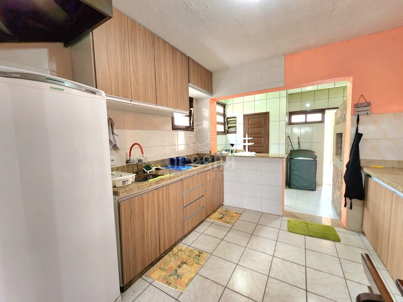 SOBRADO EM CAPÃO NOVO - COM BOX / ACEITA FINANCIAMENTO BANCÁRIO: 11ª foto da galeria de imagens do imóvel